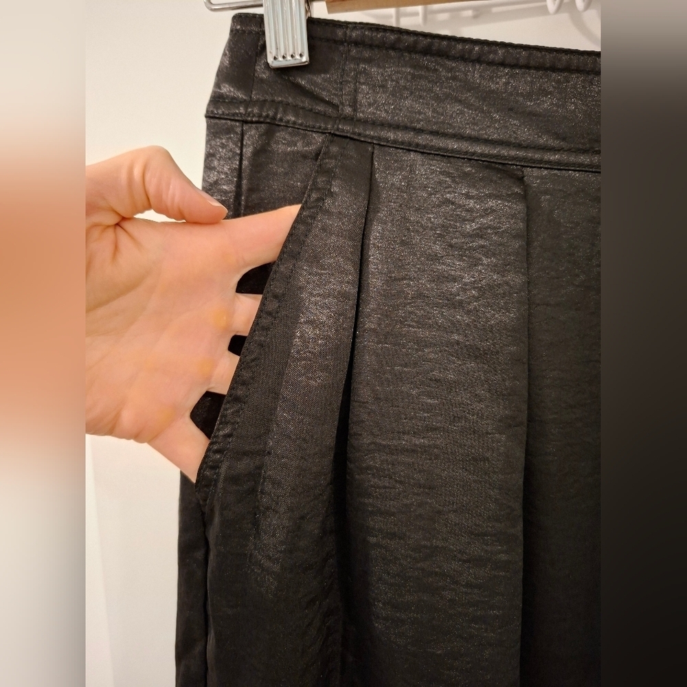 Urban Outfitters Women's Black Satin Barrel-leg Dress Pants (Size US 0) - Picture 5 of 8
